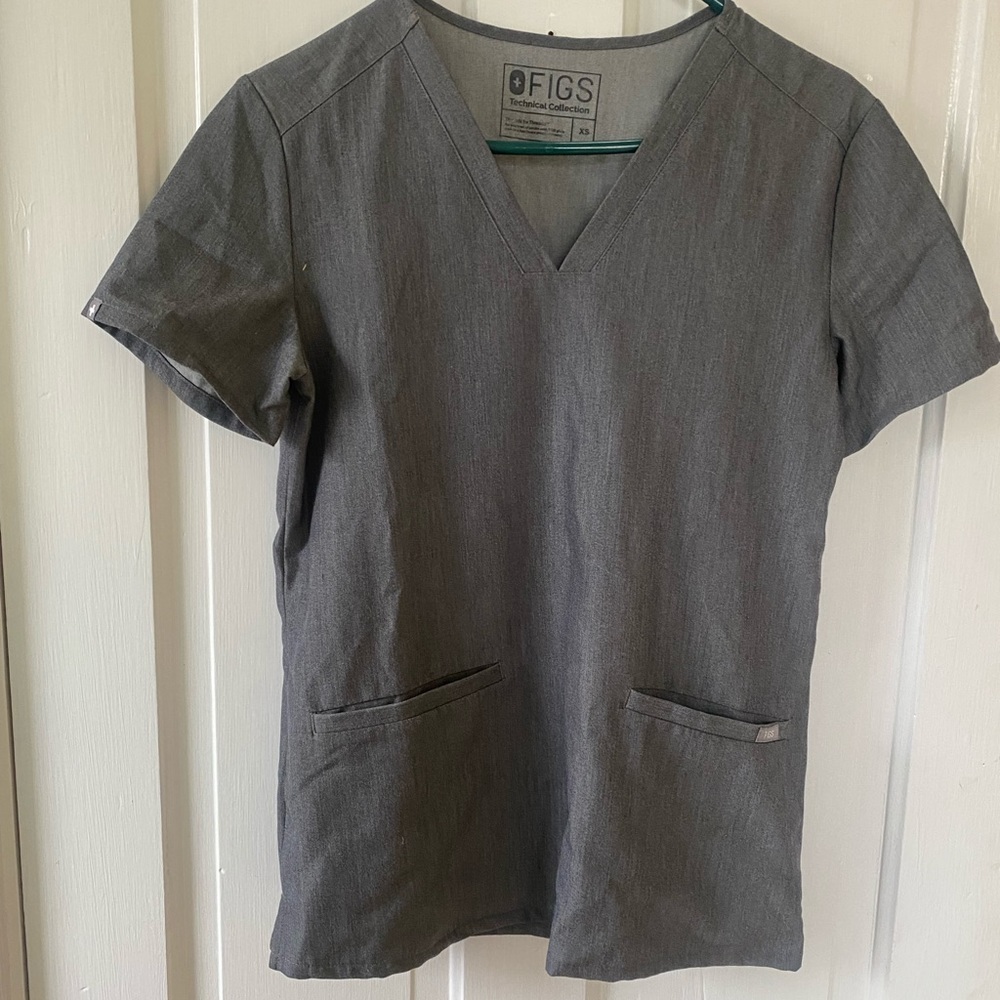 Figs scrubs technical collection grey set